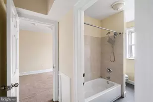 1260 Oak Ln Ave, Philadelphia, PA 19126 - Photo 9