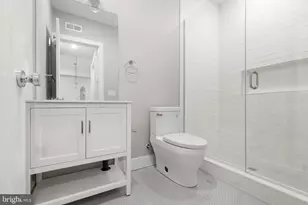 52 W Washington Ln, Philadelphia, PA 19144 - Photo 15