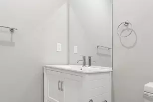52 W Washington Ln, Philadelphia, PA 19144 - Photo 17