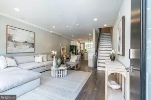 1239 S 17th St, Philadelphia, PA 19146 - Photo 3