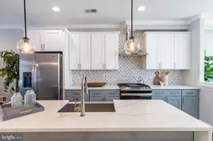 1239 S 17th St, Philadelphia, PA 19146 - Photo 11