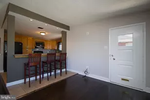 7849 Anita Dr, Philadelphia, PA 19111 - Photo 3
