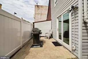 1130 Crease St, Philadelphia, PA 19125 - Photo 13