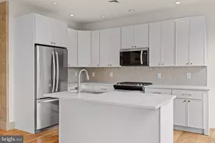 1335 Pine St, Philadelphia, PA 19107 - Photo 9