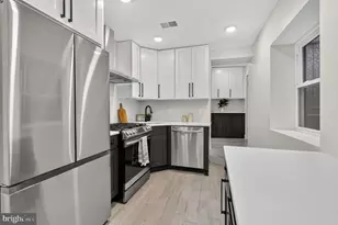 2005 W Girard Ave, Philadelphia, PA 19130 - Photo 9