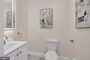 2005 W Girard Ave, Philadelphia, PA 19130 - Photo 13