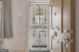 1653 W Mentor St, Philadelphia, PA 19141 - Photo 5