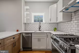 1629 Eyre St, Philadelphia, PA 19125 - Photo 9