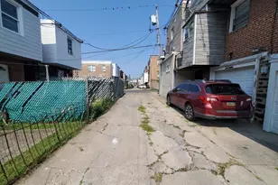 262 W Godfrey Ave, Philadelphia, PA 19120 - Photo 41