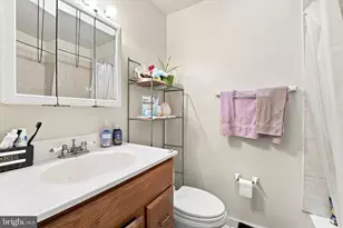 498 Avon St, Philadelphia, PA 19116 - Photo 9
