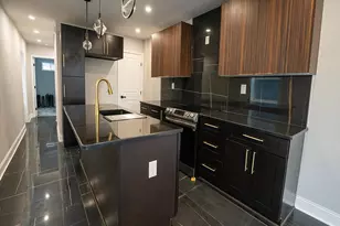 2005 N Lawrence St, Philadelphia, PA 19122 - Photo 13