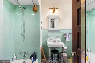 348 Green Ln, Philadelphia, PA 19128 - Photo 25