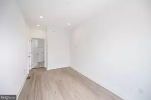 2137 Cross St, Philadelphia, PA 19146 - Photo 31