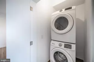 2137 Cross St, Philadelphia, PA 19146 - Photo 23