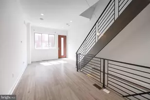 2137 Cross St, Philadelphia, PA 19146 - Photo 9