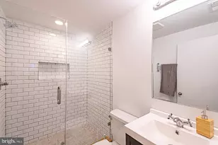 2137 Cross St, Philadelphia, PA 19146 - Photo 3