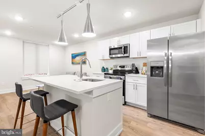 214 Vine Street #203, Philadelphia, PA 19106 - Photo 1