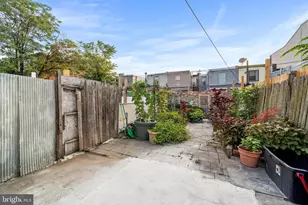 1821 W Sergeant St, Philadelphia, PA 19133 - Photo 3