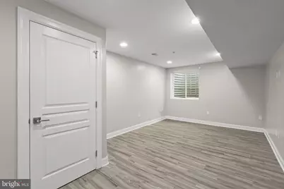 2129 Tasker Street, Philadelphia, PA 19145 - Photo 47