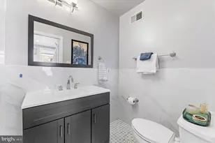 1251 S 21st St, Philadelphia, PA 19146 - Photo 25