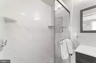 1251 S 21st St, Philadelphia, PA 19146 - Photo 17