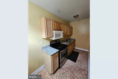 240 W Glenwood Avenue #1ST FL, Philadelphia, PA 19140 - Photo 1
