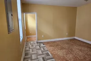 240 W Glenwood Ave, Philadelphia, PA 19140 - Photo 3