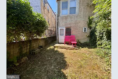 1723 Mount Vernon Street #1R, Philadelphia, PA 19130 - Photo 3