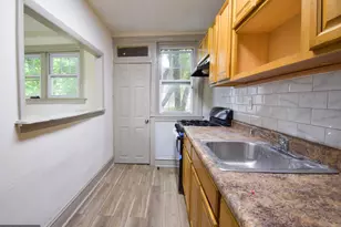 5852 Crittenden St, Philadelphia, PA 19138 - Photo 9
