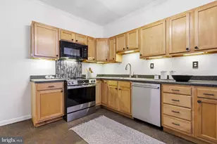 109 Osborn St, Philadelphia, PA 19128 - Photo 9