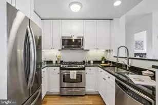 1900 Hamilton St, Philadelphia, PA 19130 - Photo 11