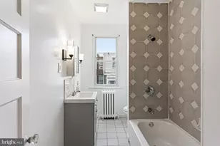 5214 Sylvester St, Philadelphia, PA 19124 - Photo 9