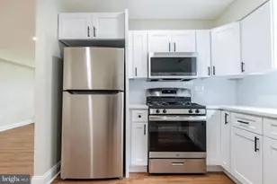 1721 Griffith St, Philadelphia, PA 19111 - Photo 5