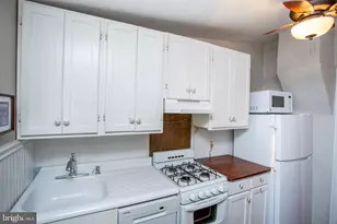106 Davis St, Philadelphia, PA 19127 - Photo 9