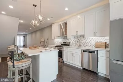 1939 S 6th Street, Philadelphia, PA 19148 - Photo 3