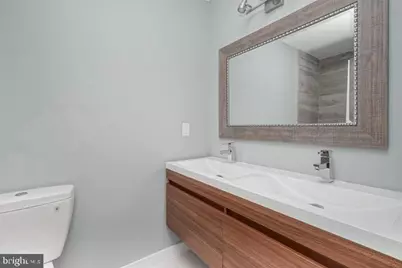 1939 S 6th Street, Philadelphia, PA 19148 - Photo 25