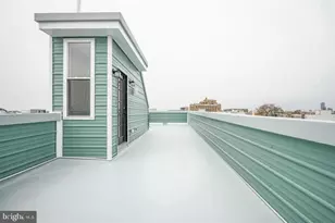 1939 S 6th St, Philadelphia, PA 19148 - Photo 9