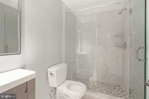 1939 S 6th St, Philadelphia, PA 19148 - Photo 13