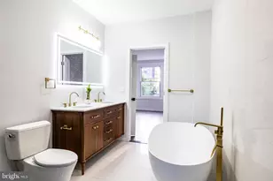 531 S 55th St, Philadelphia, PA 19143 - Photo 27