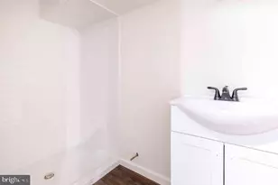 309 E Meehan Ave, Philadelphia, PA 19119 - Photo 29