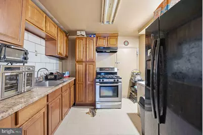 1979 W Sparks Street, Philadelphia, PA 19141 - Photo 7