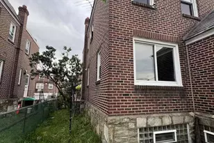 1818 Strahle St, Philadelphia, PA 19152 - Photo 3