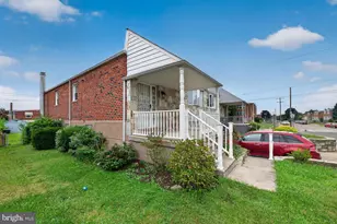 9731 Hoff St, Philadelphia, PA 19115 - Photo 3