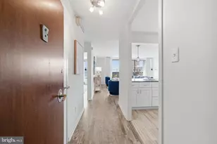 226 W Rittenhouse Square, Philadelphia, PA 19103 - Photo 3
