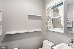 1831 Manton St, Philadelphia, PA 19146 - Photo 9