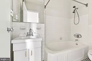 2601 Pennsylvania Ave, Philadelphia, PA 19130 - Photo 21