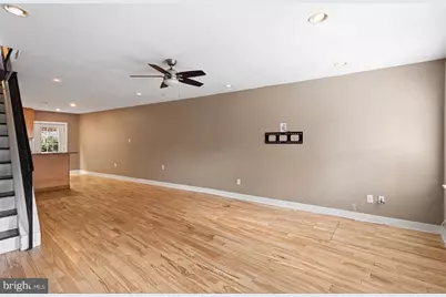 211 Mercer Street, Philadelphia, PA 19125 - Photo 3