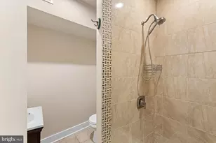 211 Mercer St, Philadelphia, PA 19125 - Photo 17