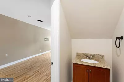 211 Mercer Street, Philadelphia, PA 19125 - Photo 9