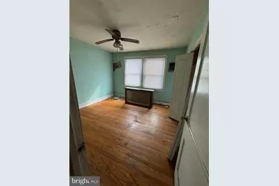 1727 S Edgewood Street, Philadelphia, PA 19142 - Photo 5